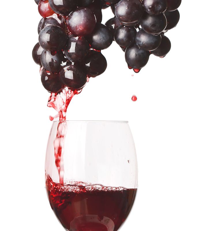 The Amazing Benefits of Grape Extracts for Your Skin